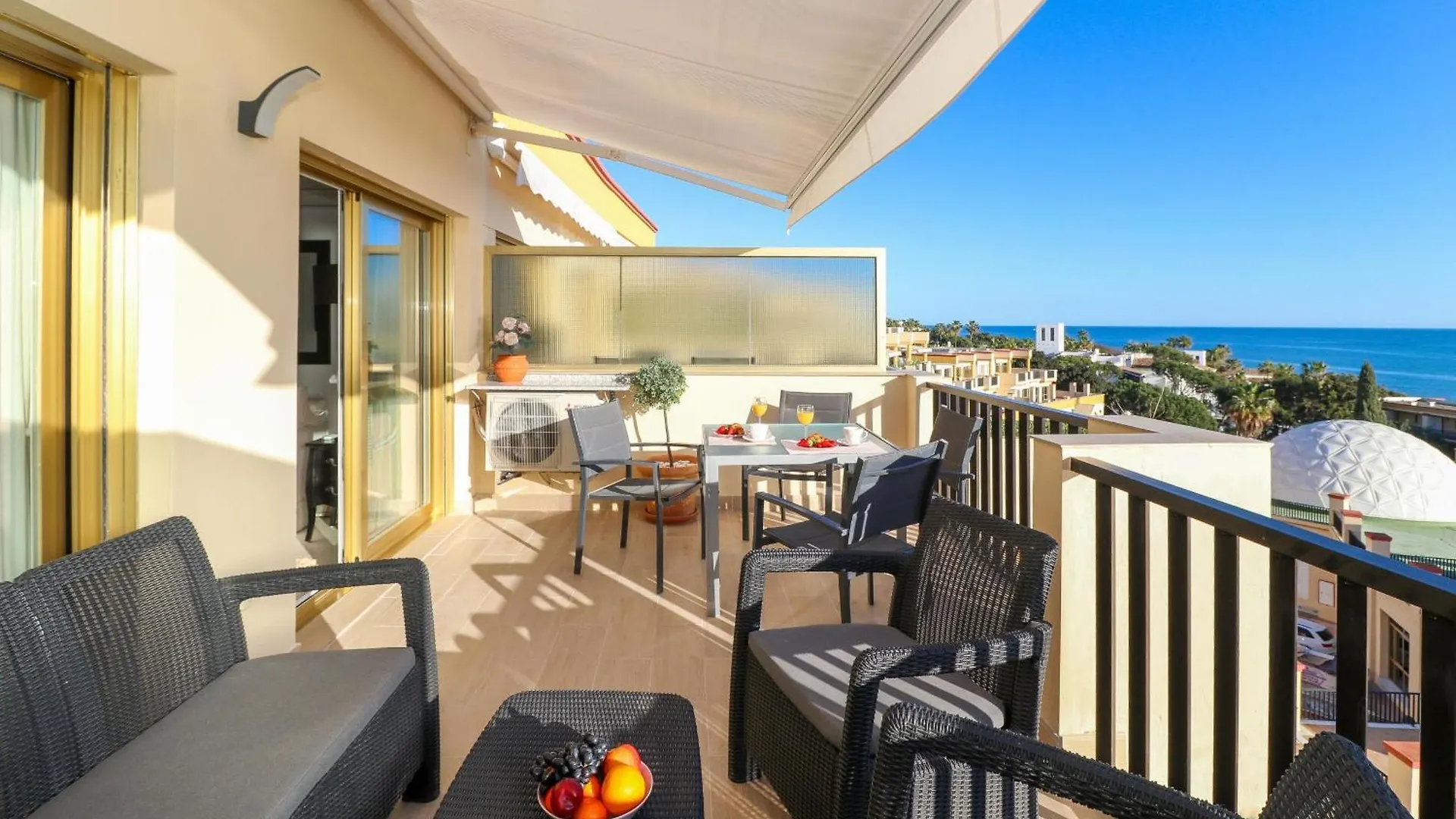 Romana Playa Apartment By The Beach Marbella